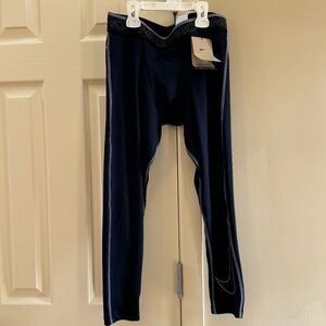 Nike Men's 3/4 Leggings Size M NWT